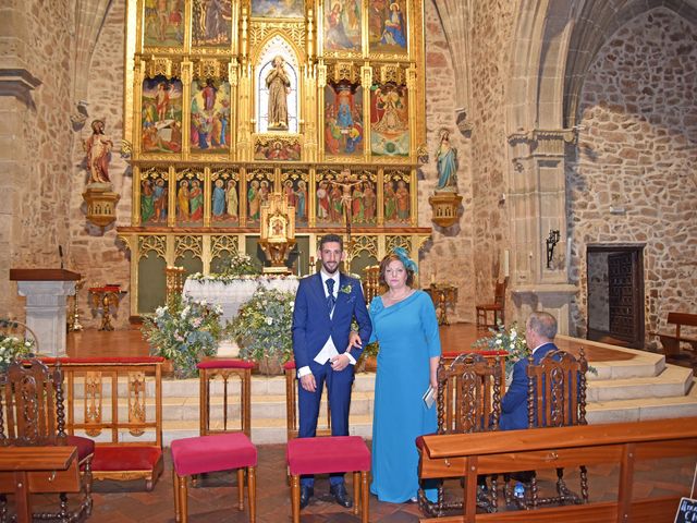 La boda de Juan Carlos y Mª Victoria en Moral De Calatrava, Ciudad Real 16