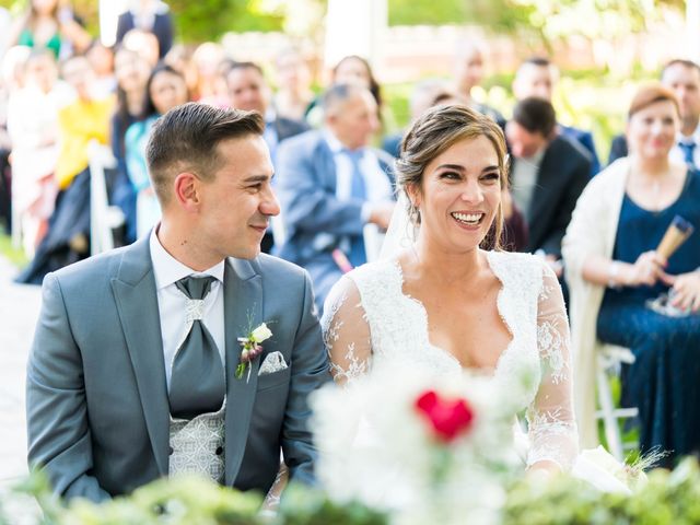 La boda de Borja y Inmaculada en Arganda Del Rey, Madrid 33