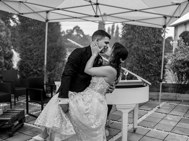 La boda de David y Barbara en Gijón, Asturias 44