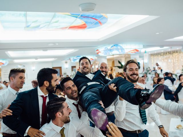La boda de Alejandro y Jennifer en Nerja, Málaga 5