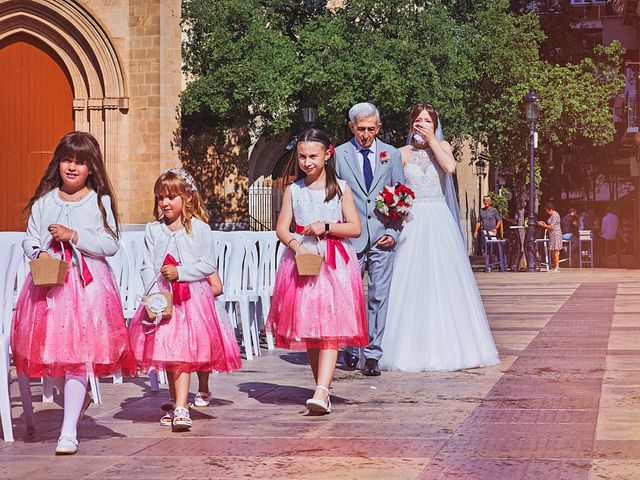 La boda de Gabi y Ana en Castelló/castellón De La Plana, Castellón 21