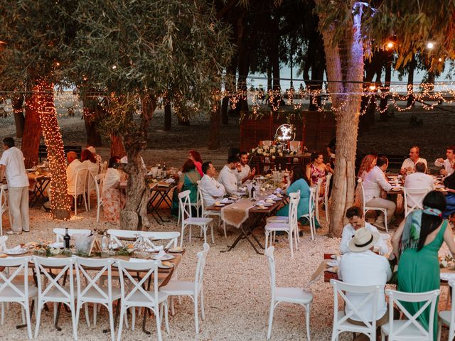 La boda de Cesar y Carolina en La/villajoyosa Vila Joiosa, Alicante 22