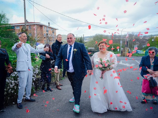 La boda de Jonatan  y Teresa en Bilbao, Vizcaya 8