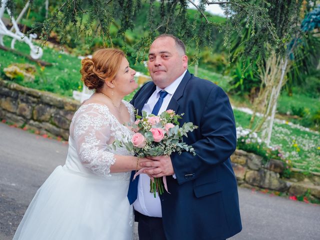La boda de Jonatan  y Teresa en Bilbao, Vizcaya 10