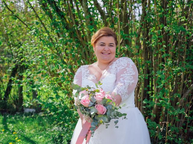 La boda de Jonatan  y Teresa en Bilbao, Vizcaya 13