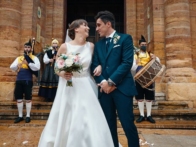 La boda de David y Bea en Cabueñes, Asturias 32