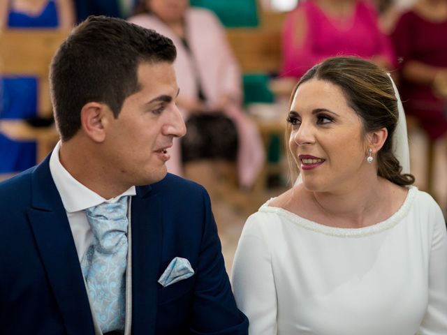 La boda de David y Carmen en Burguillos Del Cerro, Badajoz 25