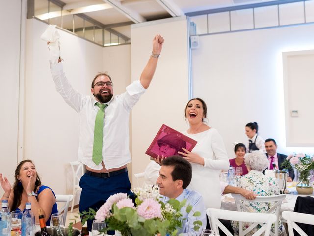 La boda de David y Carmen en Burguillos Del Cerro, Badajoz 54