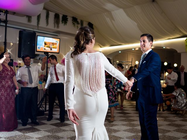 La boda de David y Carmen en Burguillos Del Cerro, Badajoz 61