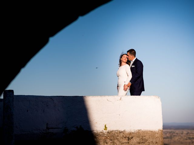 La boda de David y Carmen en Burguillos Del Cerro, Badajoz 72