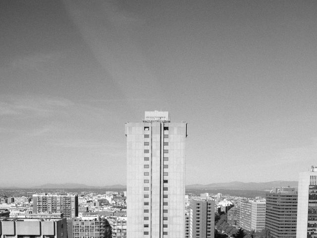 La boda de Carlos y Maria en Madrid, Madrid 5