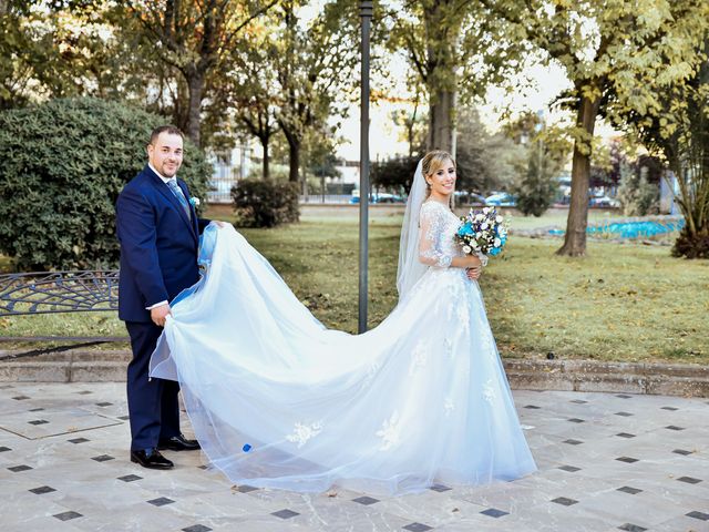 La boda de Arantxa y Eduardo en Otura, Granada 44