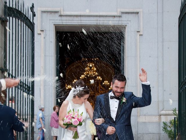 La boda de Marcos y Cristina en Madrid, Madrid 22