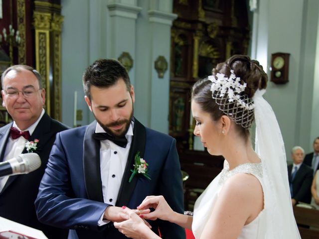 La boda de Marcos y Cristina en Madrid, Madrid 23