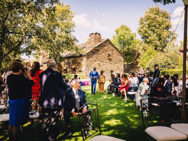 La boda de Titu y Elsa en Campillo De Ranas, Guadalajara 20