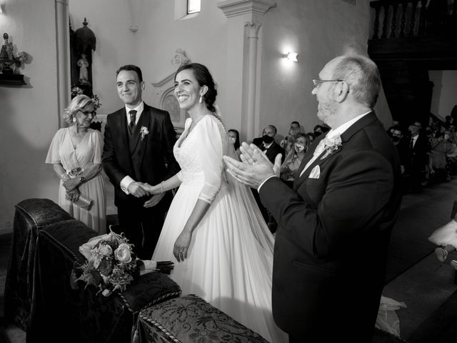 La boda de Josín y Sara en Oviedo, Asturias 25