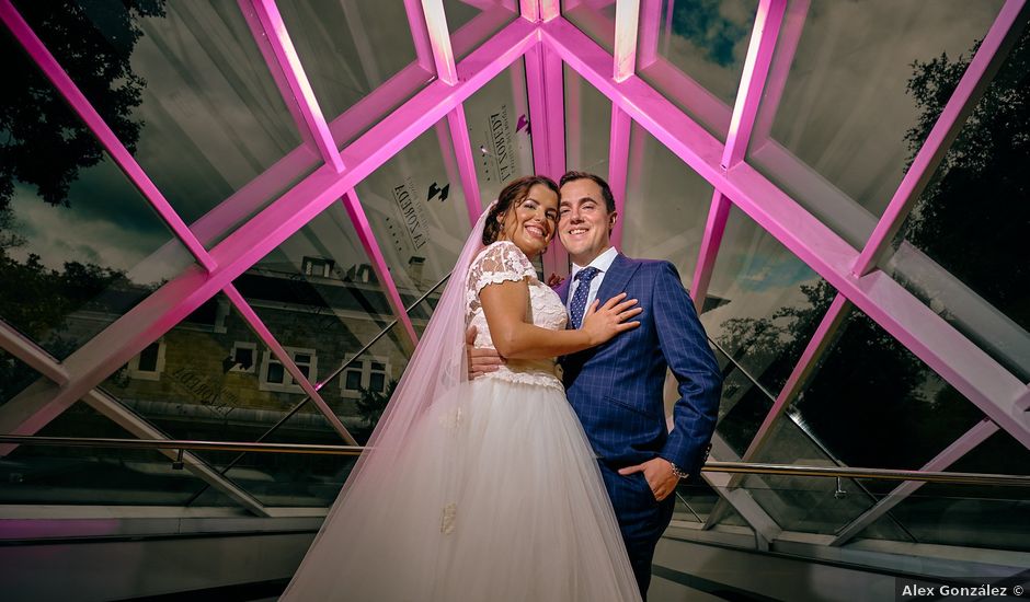 La boda de Dario y Melani en La Manjoya, Asturias