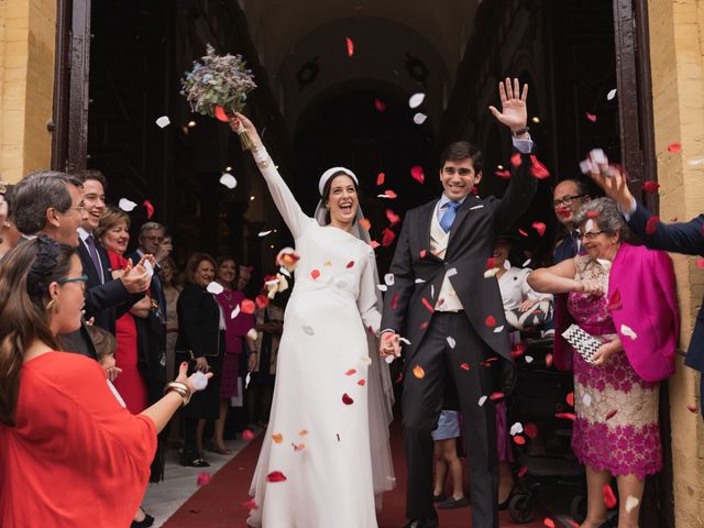 La boda de Juan y Luz María en Alcala De Guadaira, Sevilla 53