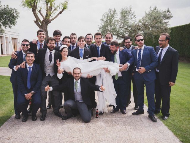 La boda de Juan y Luz María en Alcala De Guadaira, Sevilla 91