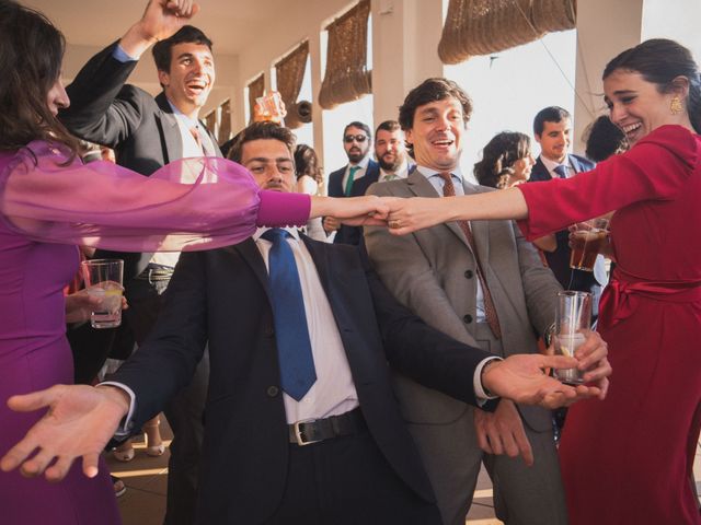 La boda de Juan y Luz María en Alcala De Guadaira, Sevilla 118