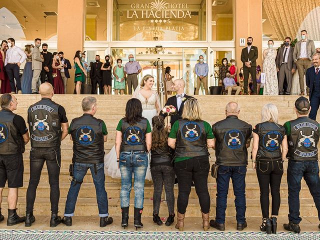 La boda de Dani  y Vanessa en La Pineda, Tarragona 9