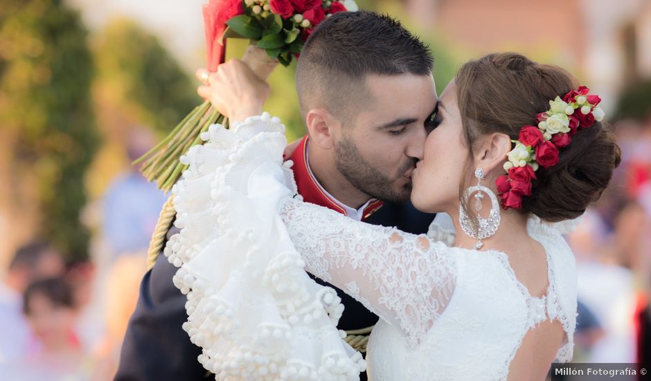 La boda de Jairo y Tamara en El Morche, Málaga