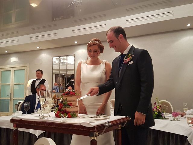 La boda de Miguel y Bárbara en Villaviciosa, Asturias 23