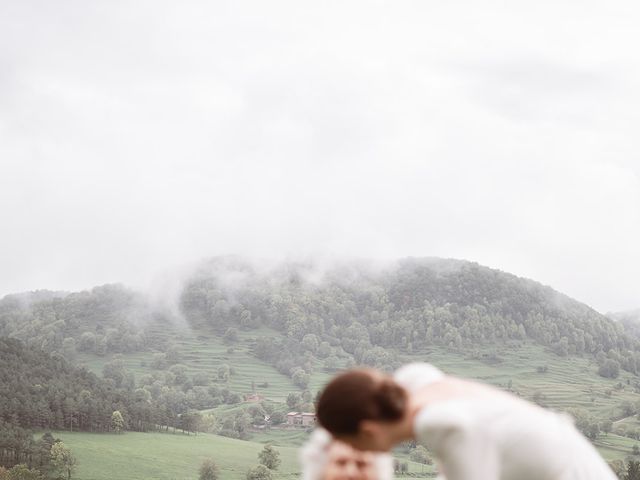 La boda de Antonio y Irene en Camprodon, Girona 33