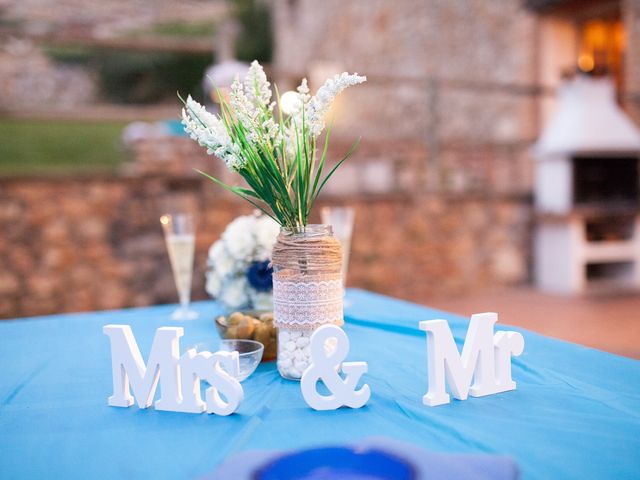 La boda de Alejandro y Vanesa en Sant Fruitos De Bages, Barcelona 33