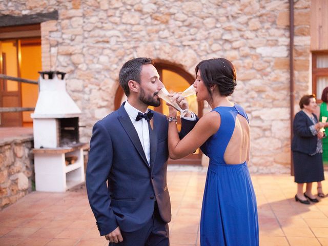 La boda de Alejandro y Vanesa en Sant Fruitos De Bages, Barcelona 36