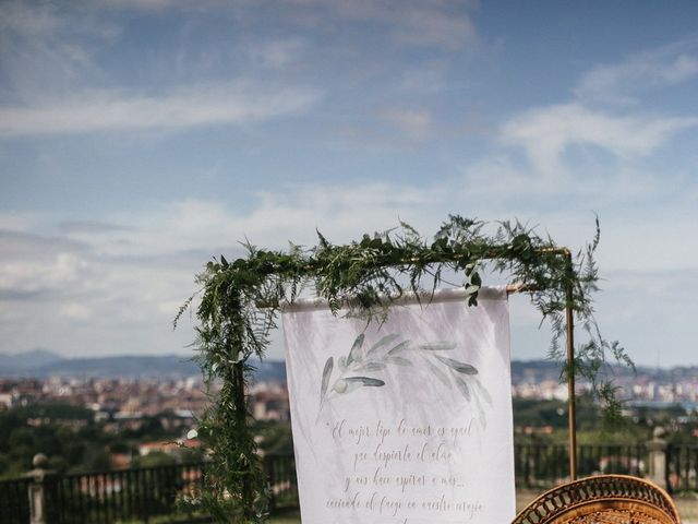 La boda de Ástor y Carmen en Gijón, Asturias 17