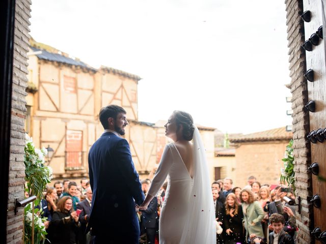 La boda de Adrian y Paula en Toledo, Toledo 101