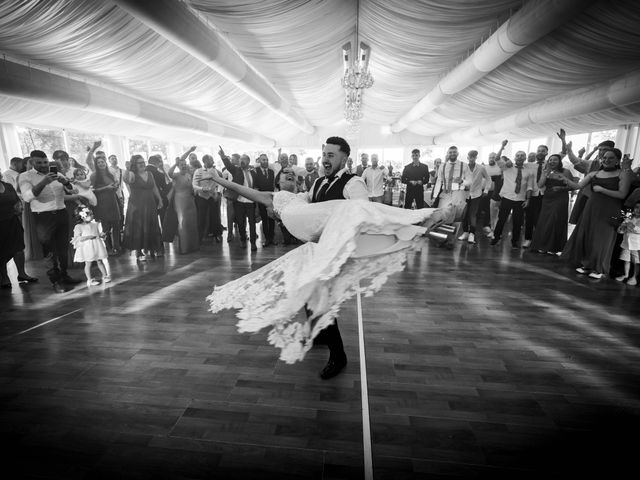 La boda de Cristian y Bea en Castro De Rei (Castro De Rei), Lugo 37