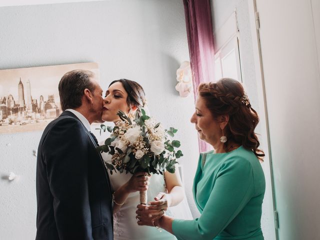 La boda de Mari Fe y Francis en Torredonjimeno, Jaén 18