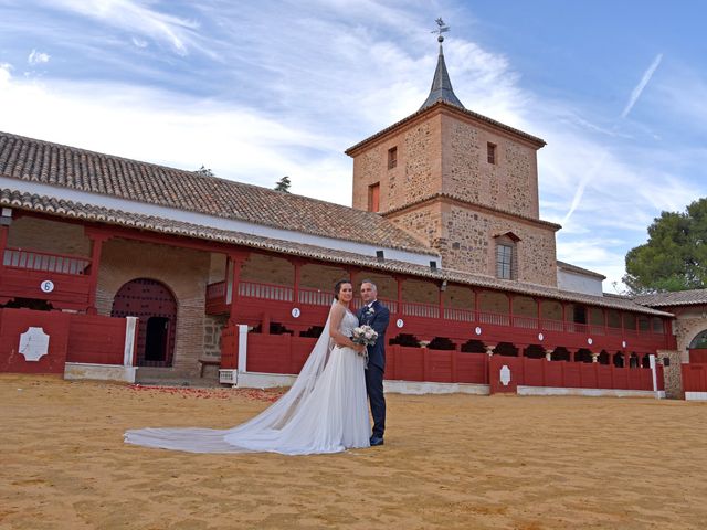 La boda de Toli y Raquel en Torrenueva, Ciudad Real 36