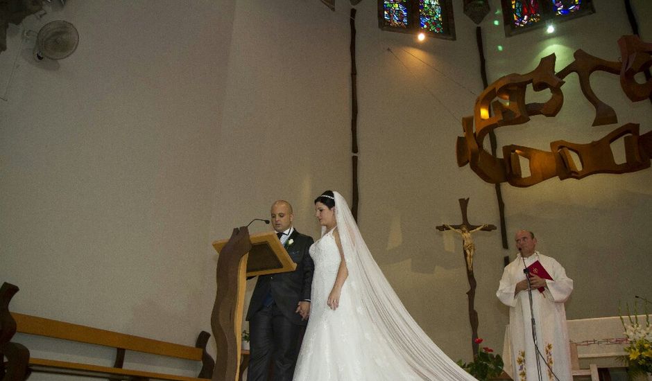 La boda de Jonathan y Estefania en Santa Coloma De Gramenet, Barcelona