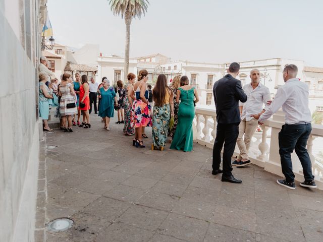 La boda de Raúl y Ani en La Orotava, Santa Cruz de Tenerife 34