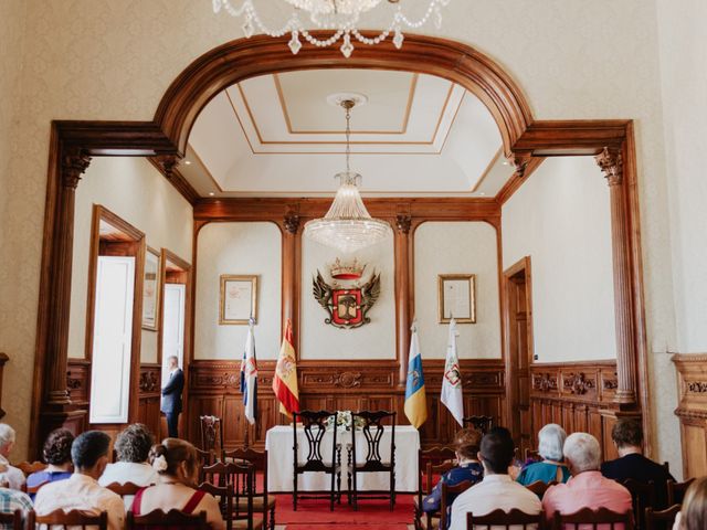 La boda de Raúl y Ani en La Orotava, Santa Cruz de Tenerife 43