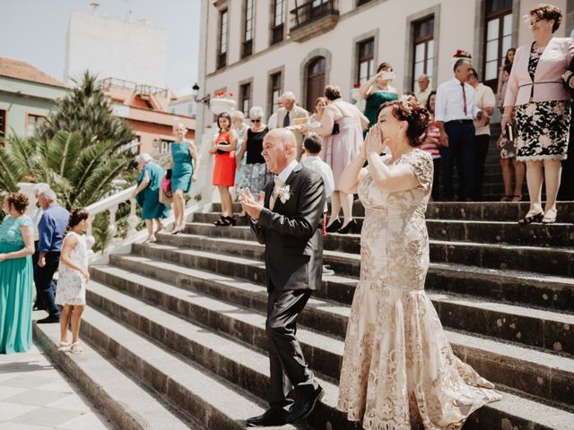La boda de Raúl y Ani en La Orotava, Santa Cruz de Tenerife 90