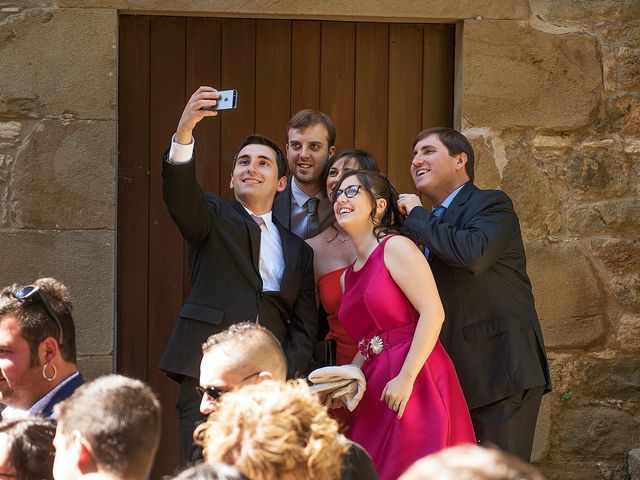 La boda de Iona y Jordi en Santa Coloma De Farners, Girona 101
