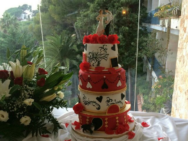 La boda de Jordi y Fiorella en Sant Feliu De Guixols, Girona 3