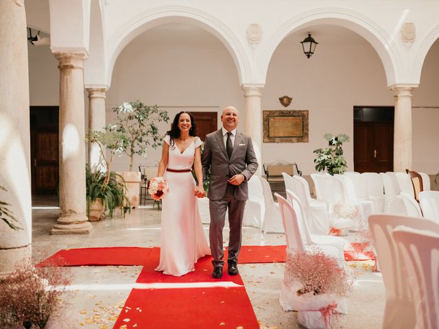 La boda de Carlos y Isabel en Torreperogil, Jaén 92