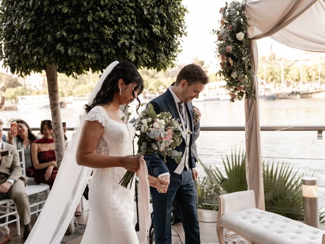 La boda de carlos y jeimy en Sevilla, Sevilla 4