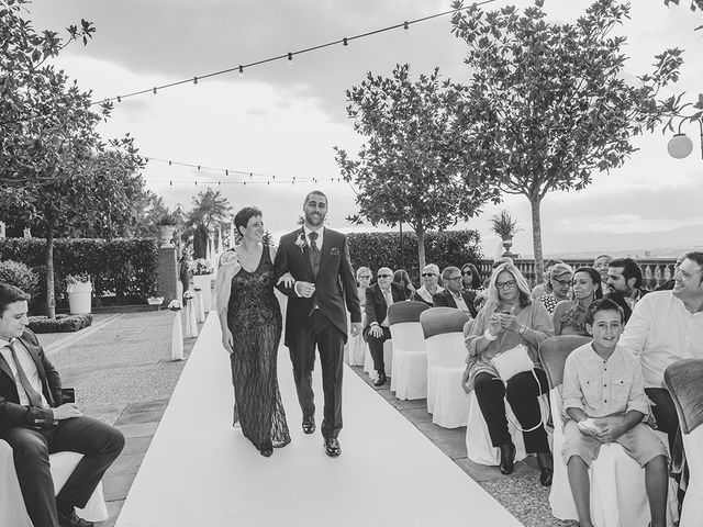 La boda de Marc y Esther en Vilanova Del Valles, Barcelona 22