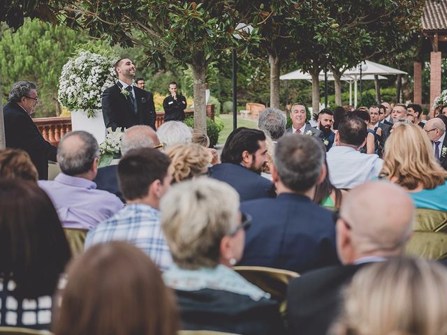 La boda de Marc y Esther en Vilanova Del Valles, Barcelona 27