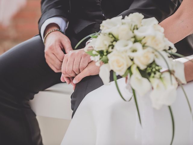 La boda de Marc y Esther en Vilanova Del Valles, Barcelona 48