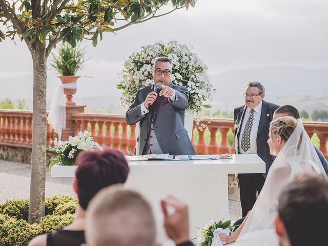 La boda de Marc y Esther en Vilanova Del Valles, Barcelona 53