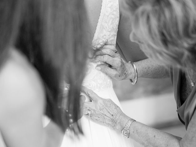 La boda de Javi y Mercedes en Sant Ferriol, Girona 38