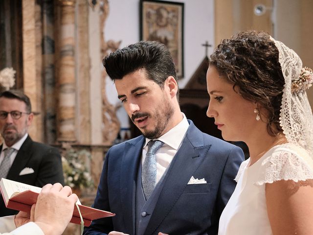 La boda de Jose Manuel y Diana en Espartinas, Sevilla 35