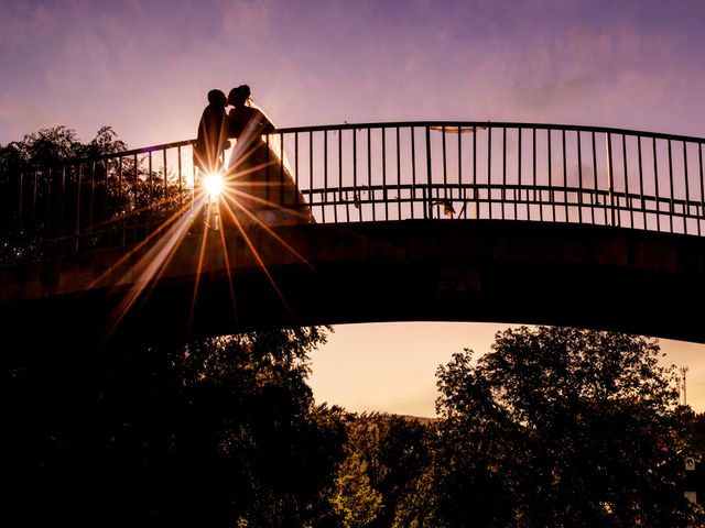 La boda de Isaac y Lidia en San Roman De Bembibre, León 17